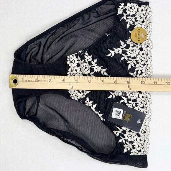 Wacoal Women's Embrace Lace Underwire Bra High Cut Panty Set 36C Small Black - Picture 13 of 15